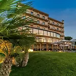 Hotel Delle Palme SantʼAgata sui Due Golfi